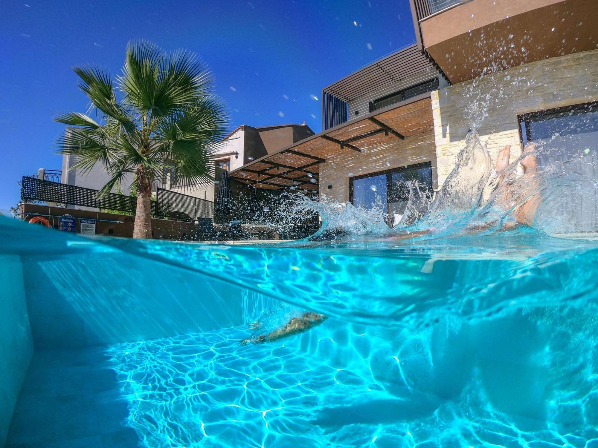 Almi-Cove Hilltop Villas Алмірида Екстер'єр фото