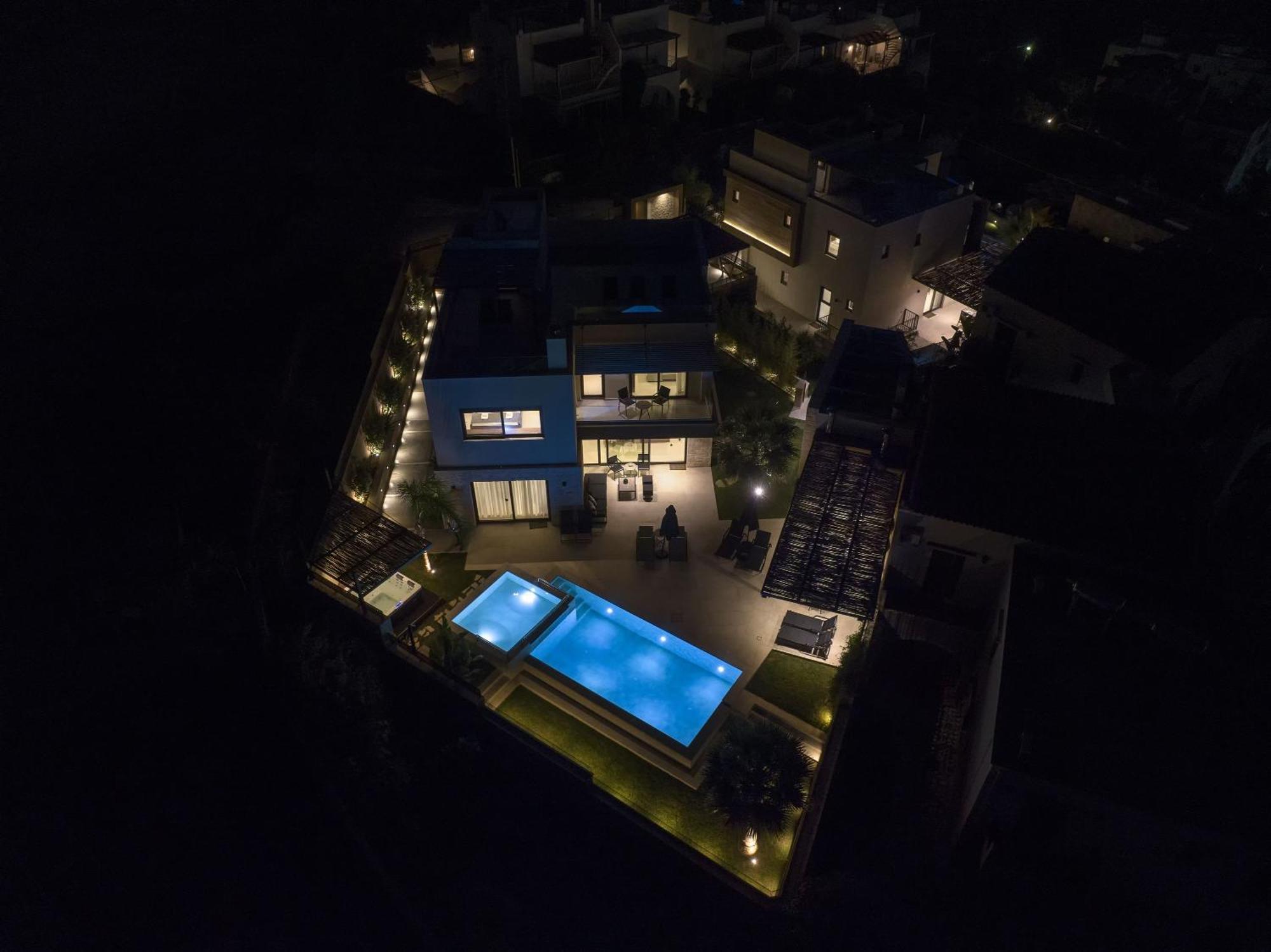 Almi-Cove Hilltop Villas Алмірида Екстер'єр фото
